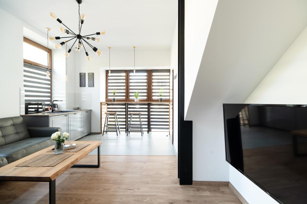 Neo Unique & Bright Apartments, Free Parking, 15Min Old Town & Kazimierz - By Homelike Krakow Bagian luar foto