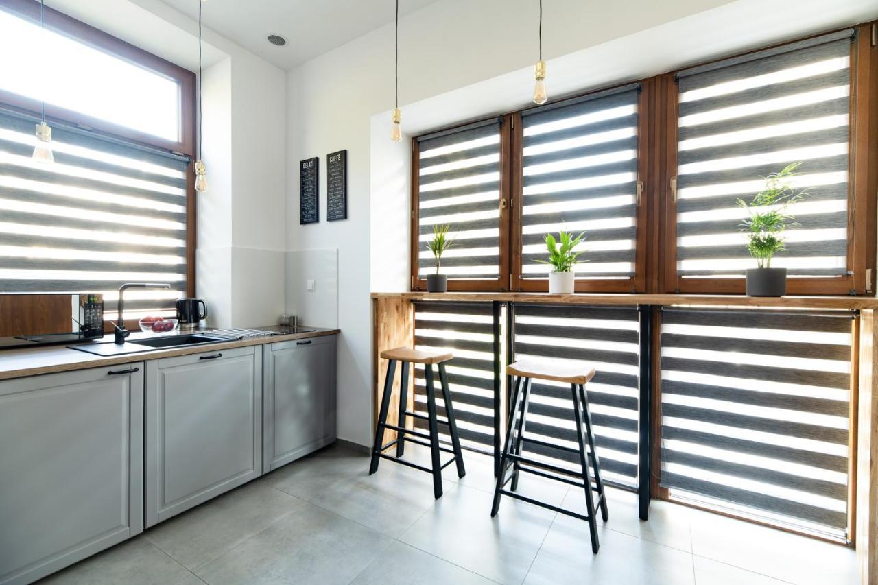 Neo Unique & Bright Apartments, Free Parking, 15Min Old Town & Kazimierz - By Homelike Krakow Bagian luar foto