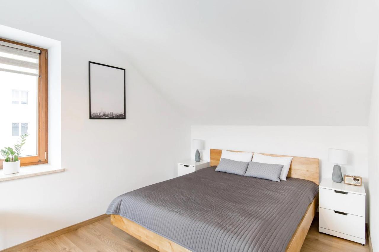 Neo Unique & Bright Apartments, Free Parking, 15Min Old Town & Kazimierz - By Homelike Krakow Bagian luar foto